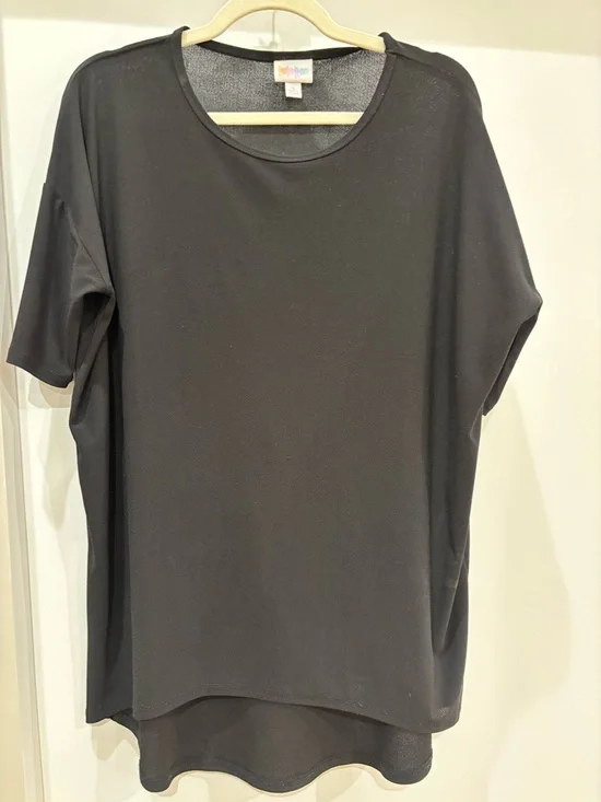 LulaRoe Irma Women's Black Short Sleeve Top - Picture 1 of 4